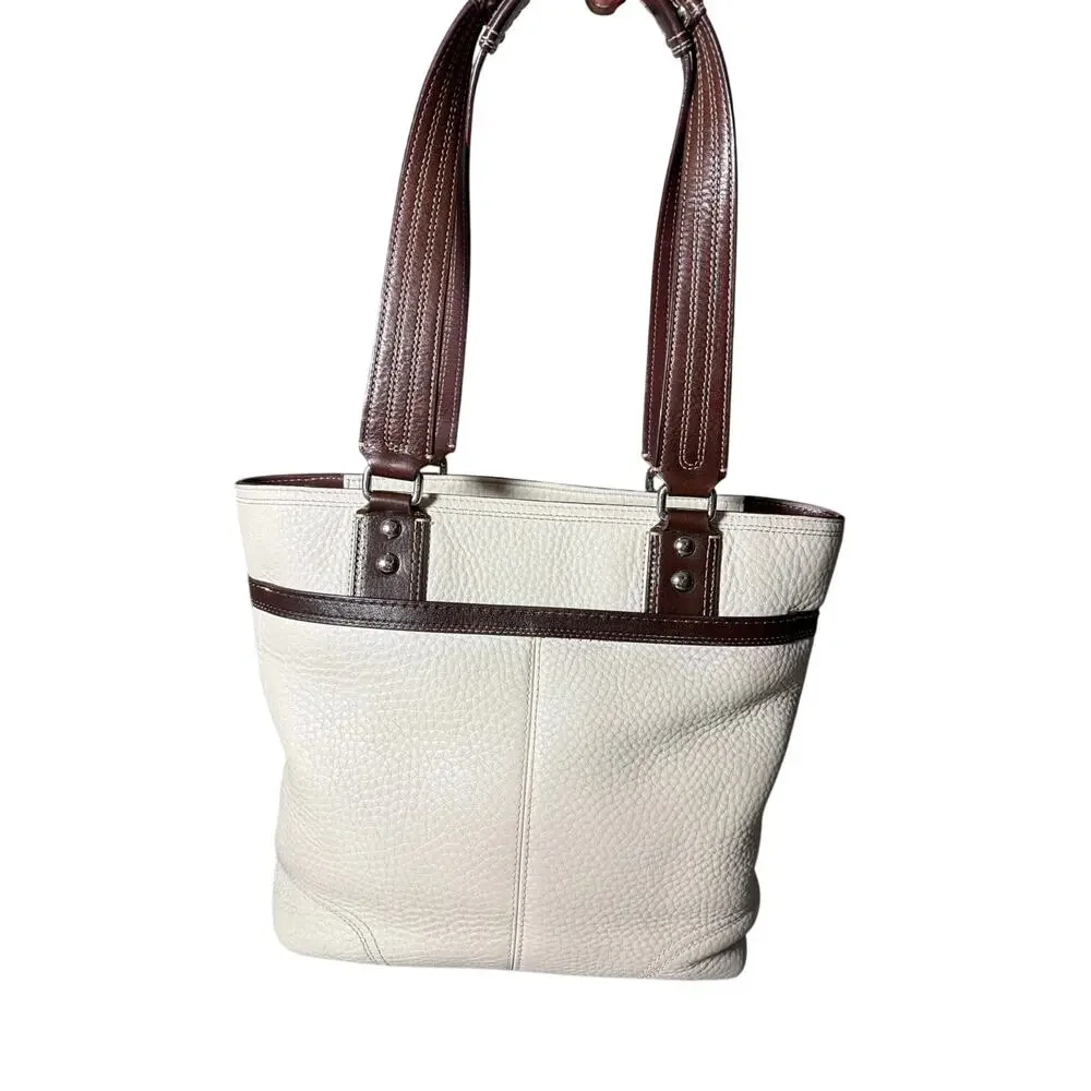 Coach Hampton Y2K White and Brown Tote Bag Turnlock Milled Leather 2009